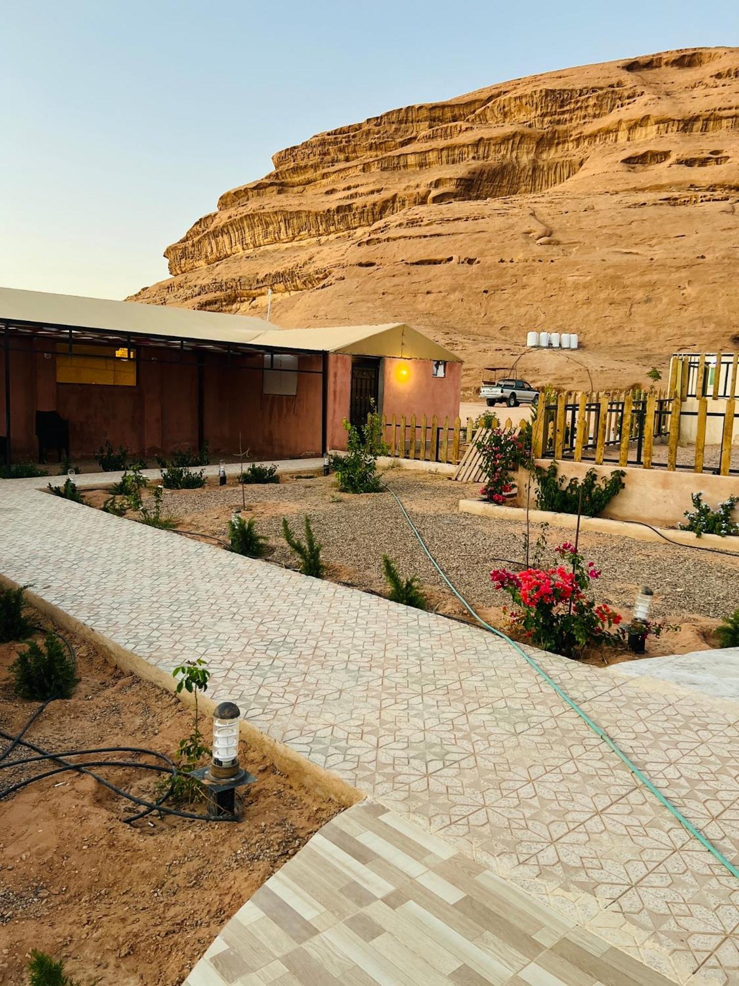 Magic Mountain Camp Apartment Wadi Rum Luaran gambar