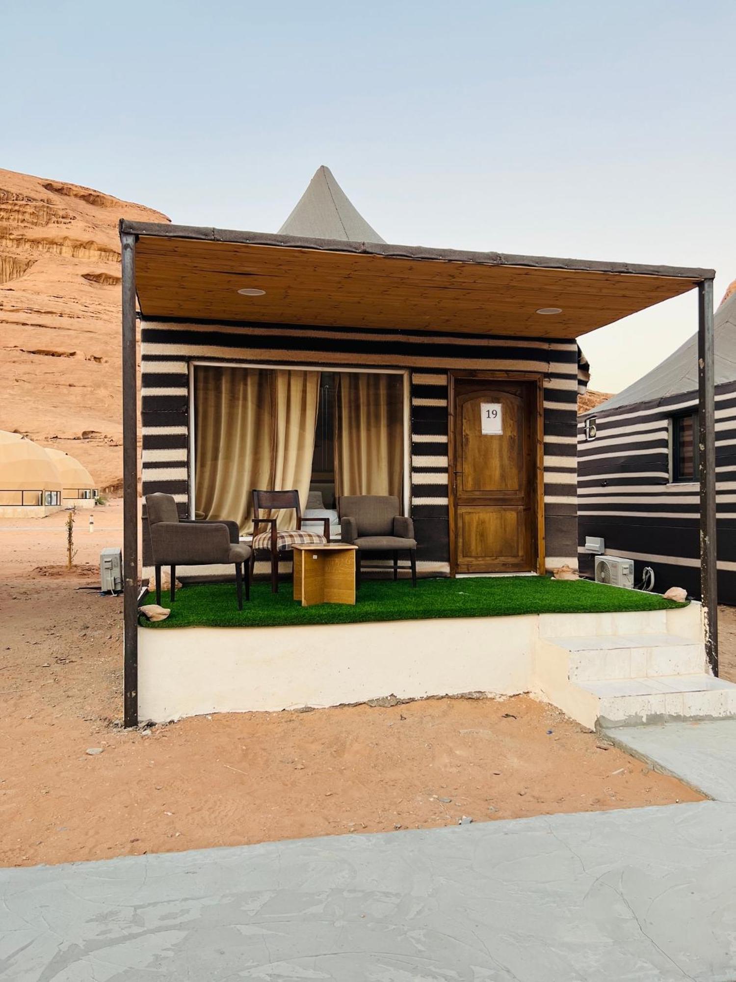 Magic Mountain Camp Apartment Wadi Rum Luaran gambar