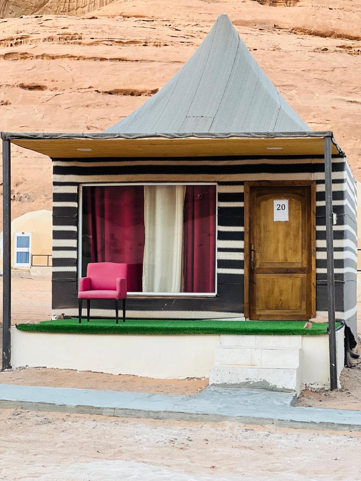 Magic Mountain Camp Apartment Wadi Rum Luaran gambar