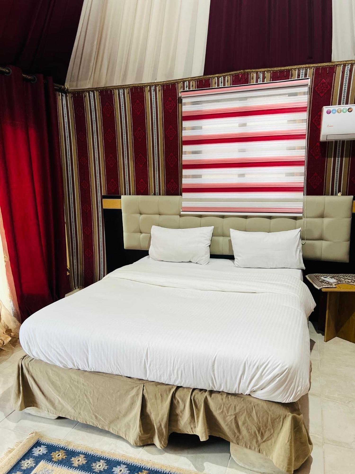 Magic Mountain Camp Apartment Wadi Rum Luaran gambar