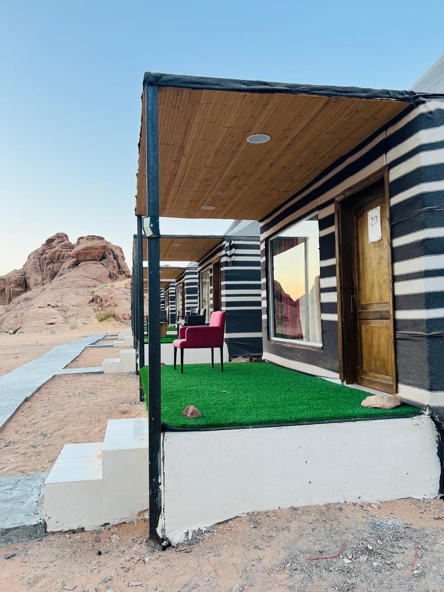 Magic Mountain Camp Apartment Wadi Rum Luaran gambar